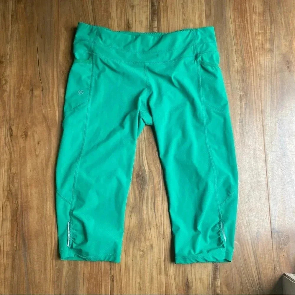 Athleta Medium Workout Capris